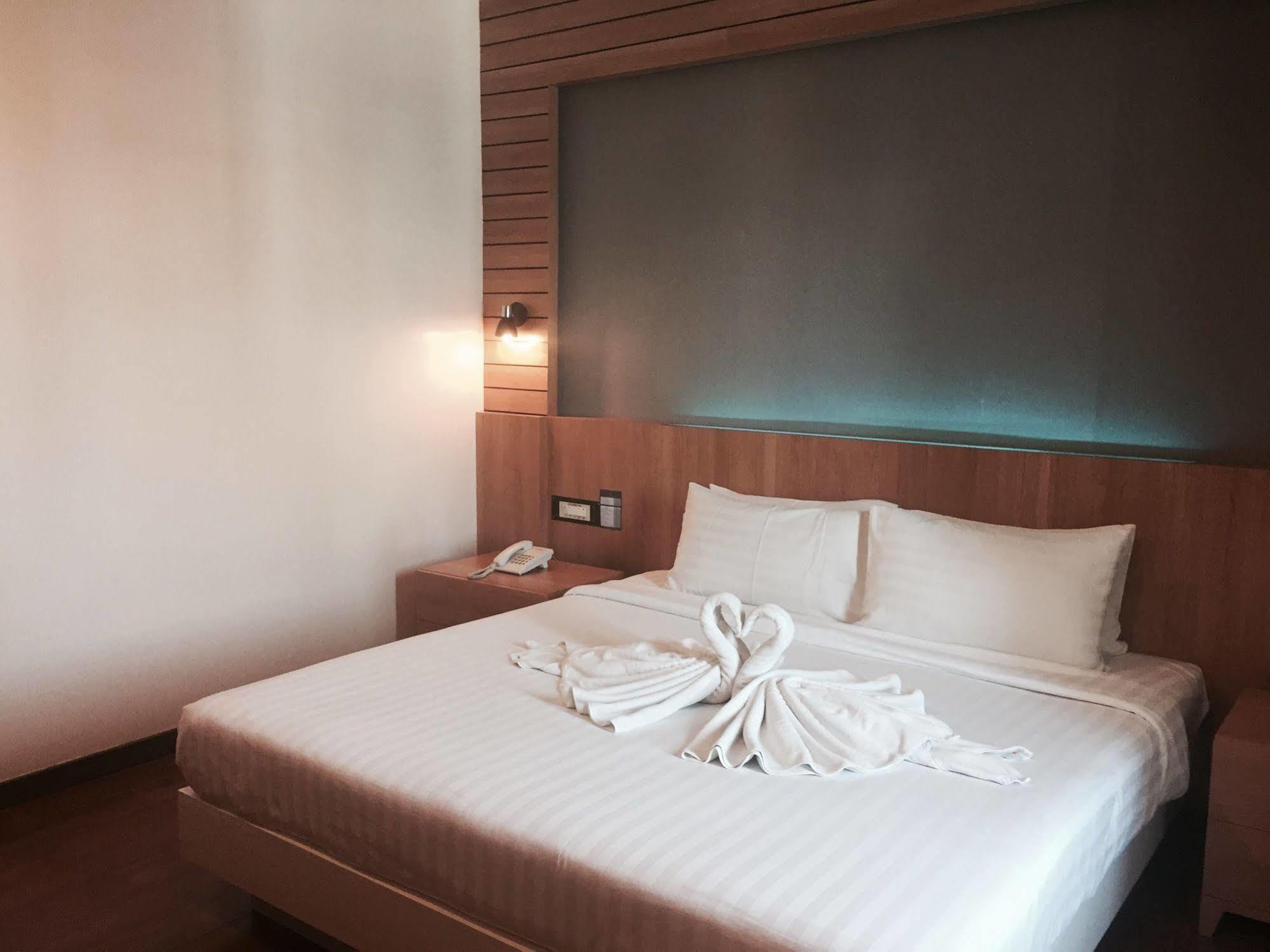 Hatyai Holiday Hotel Hat Yai Exteriör bild