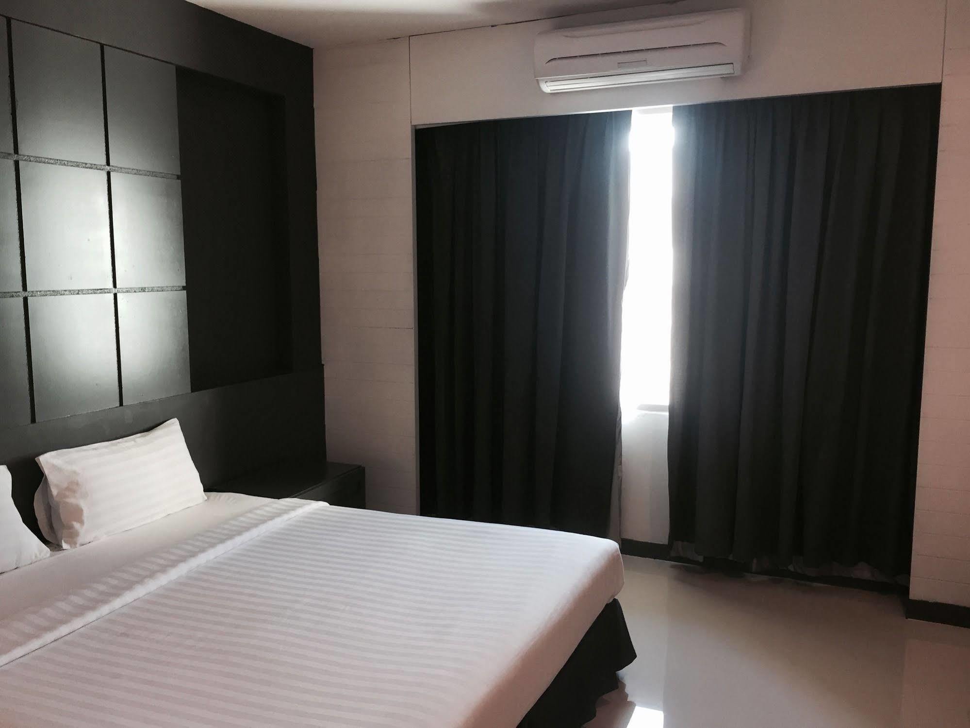 Hatyai Holiday Hotel Hat Yai Exteriör bild